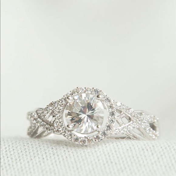 Kay Jewelers Jewelry - Kay Jewelers White Sapphire Ring